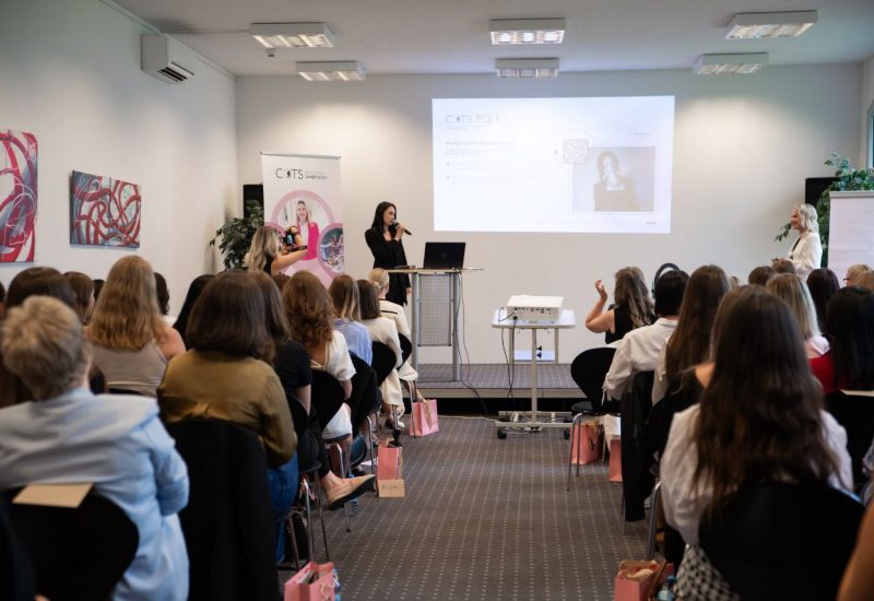 photo_2025-10-17_07-04-41